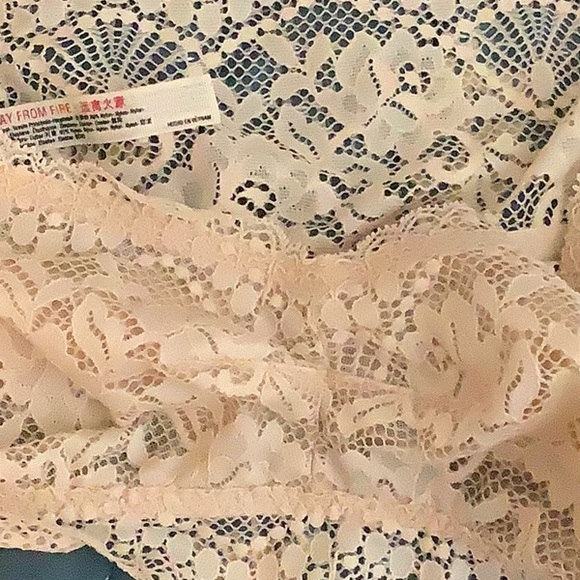 Spell Vintage Rhiannon Cream Off-Shoulder Lace Blouse S/M & bra - Picture 15 of 16